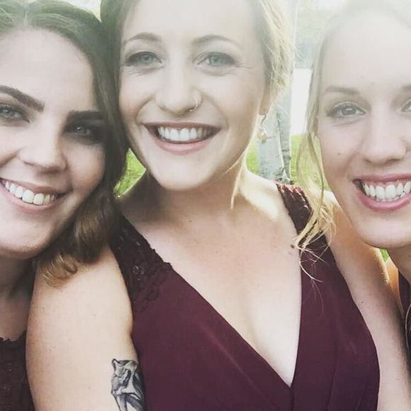 Meet your Posher, Ali - Picture 1 of 1